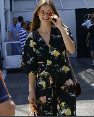 Mono floral Zara negro multicolor