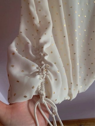 Zara Blusa Lunares Dorados Beige
