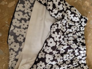 Pantalones cortos florales plisados