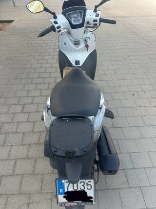 Kymco People GTI 125