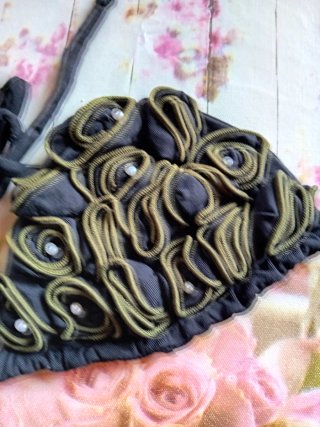 Bikini RAGGIANTI nero con decorazioni