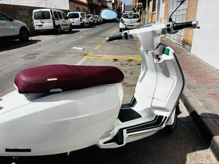 Lambretta 125 Scooter Blanca