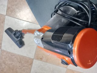 Aspirador Ariete Force, naranja