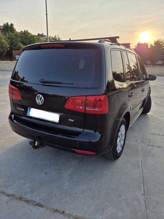 Volkswagen Touran 7 plazas 2011
