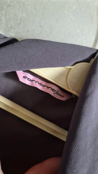 Top grigio elegante