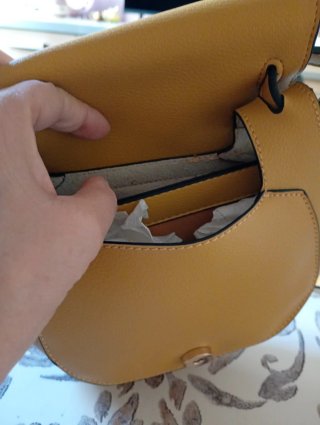 Borsa tracolla semiluna senape Zuiki