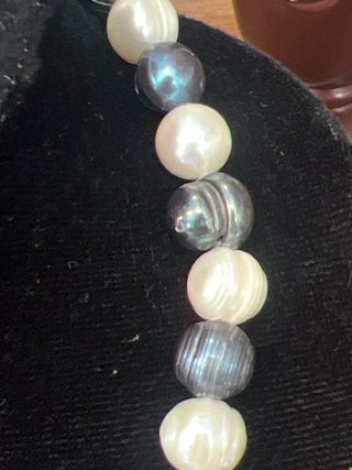 Collar de perlas bicolor