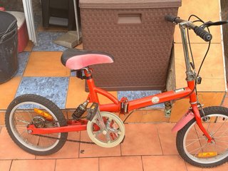 Bicicleta plegable infantil roja