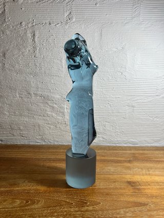 Escultura Femenina Cristal Murano Neodimio