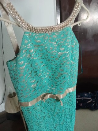 Vestido largo encaje verde turquesa sirena