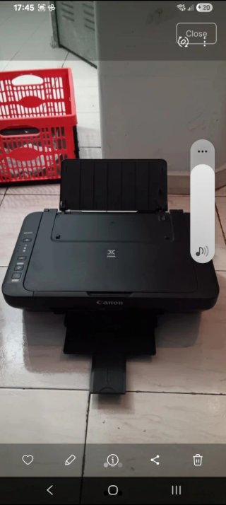 Impresora y escáner Canon negra