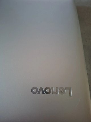 Lenovo Ideapad i7 8GB RAM 256GB SSD