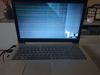 Lenovo Ideapad i7 8GB RAM 256GB SSD