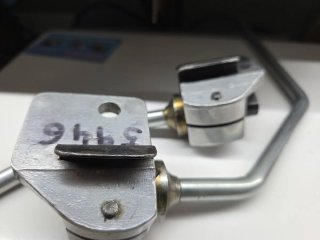 Soportes espejo camión Pegaso