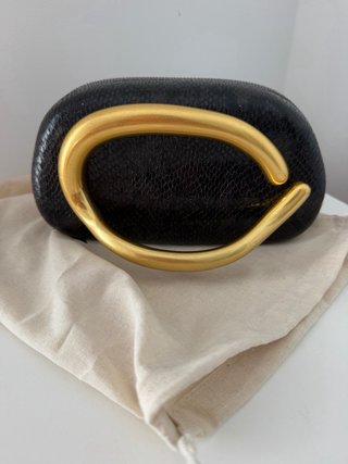Bolso Zara asa dorada efecto piel serpiente