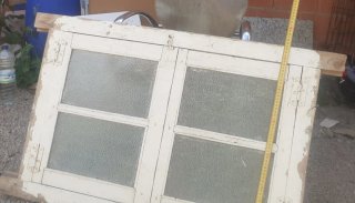 Ventanas de madera con marco y cristal