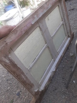 Ventanas de madera con marco y cristal