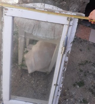 Ventanas de madera con marco y cristal