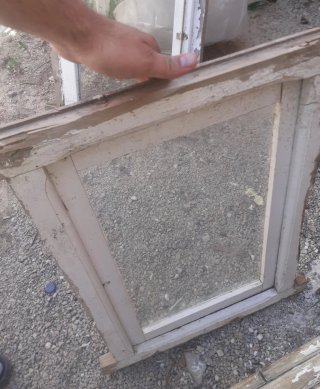 Ventanas de madera con marco y cristal
