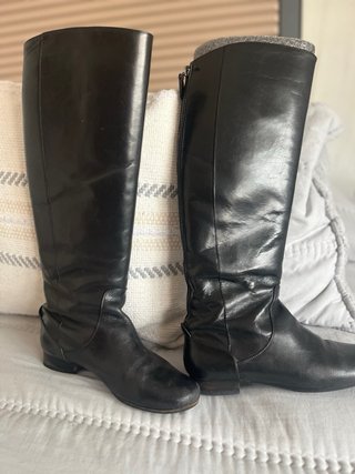 Botas altas piel Massimo Dutti negras