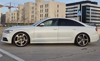 Audi A6 3.0TDI quattro S-line S-tronic 218cv Libro