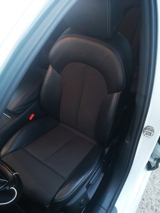 Audi A6 3.0TDI quattro S-line S-tronic 218cv Libro