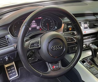 Audi A6 3.0TDI quattro S-line S-tronic 218cv Libro