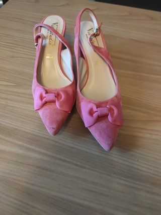 Scarpe Via Studio fucsia con fiocco