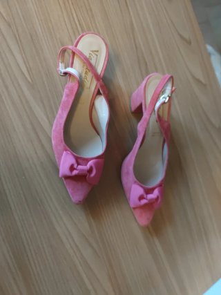 Scarpe Via Studio fucsia con fiocco