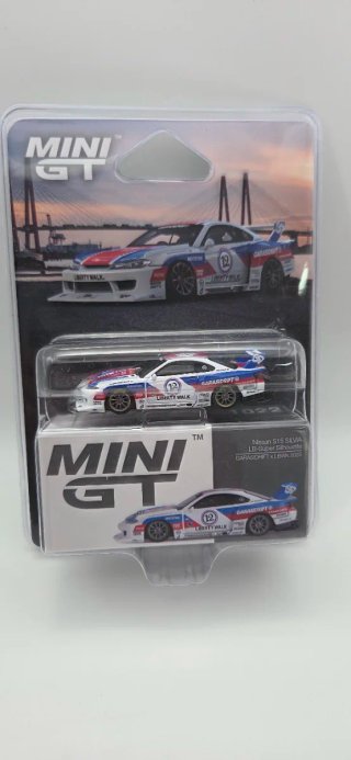 Mini GT Nissan S15 Silvia LBWK 2025