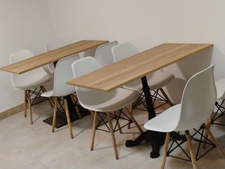 Conjunto mesas y sillas (5 mesas, 20 sillas)