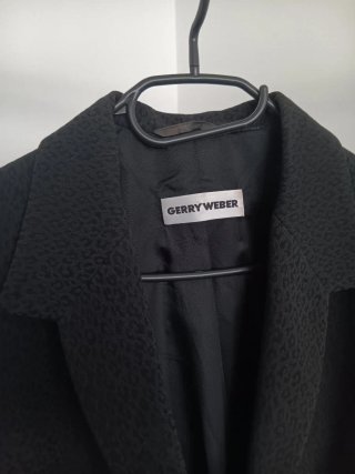 Chaqueta Gery Weber Vintage Negra