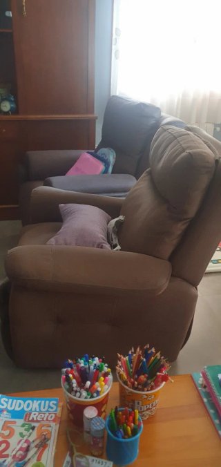 2 Poltrone Reclinabili in Pelle Marrone