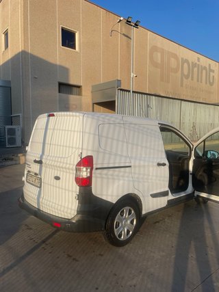 Ford Transit Courier 2019