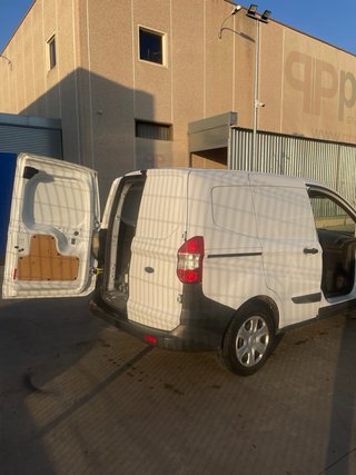 Ford Transit Courier 2019