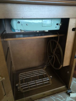 Máquina de coser Alfa Alfamatic 109