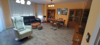 Se vende piso.