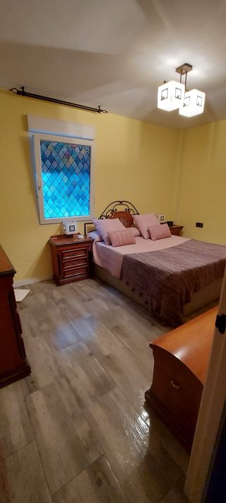 Se vende piso.