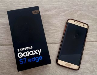 Samsung Galaxy S7 Edge 32GB Dorado rota pantalla