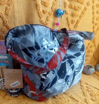 BOLSO CON DOS CARAS SEDA India TOTE.EnvíoGratis.