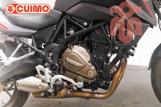 QJ MOTOR SRT 700 X