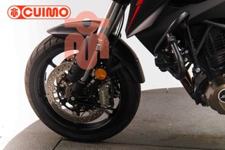 QJ MOTOR SRT 700 X