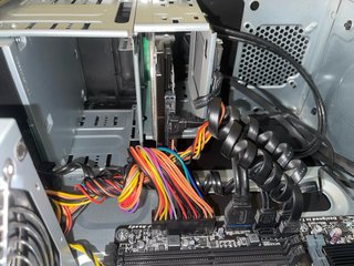 PC de sobremesa UNYKA