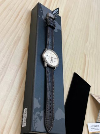 Reloj automático Zeppelin flatline 7366-5 nuevo
