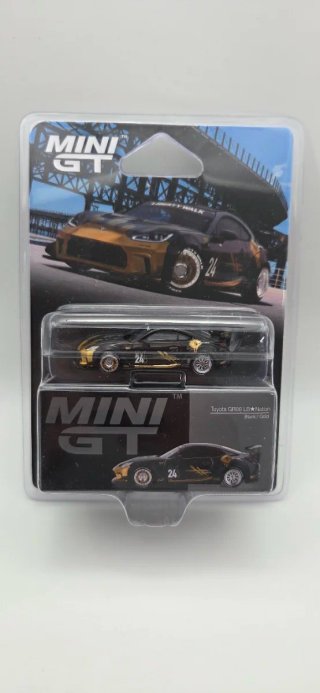 Mini GT Toyota GR86 LB Nation Black/Gold