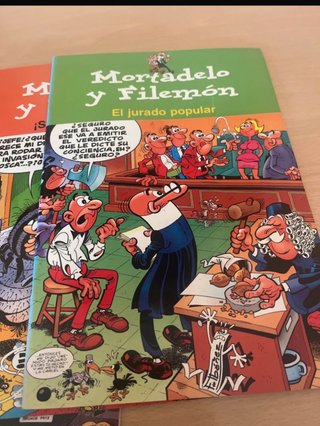 16 comics variados