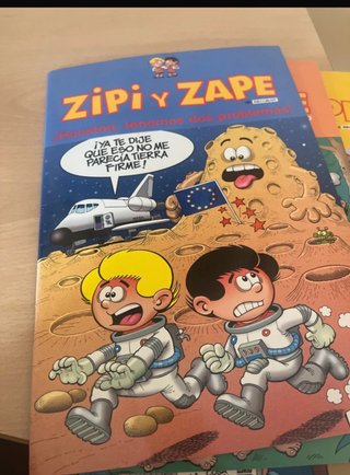 16 comics variados
