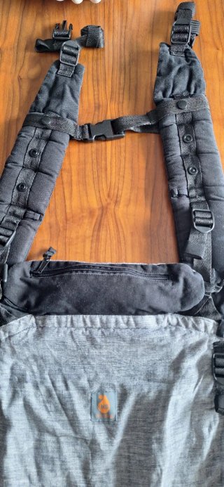 Porta Bebés Nashsling Combi Cinza