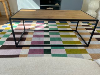 Mesa centro madera y metal moderna