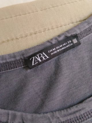 Camiseta Zara manga larga azul